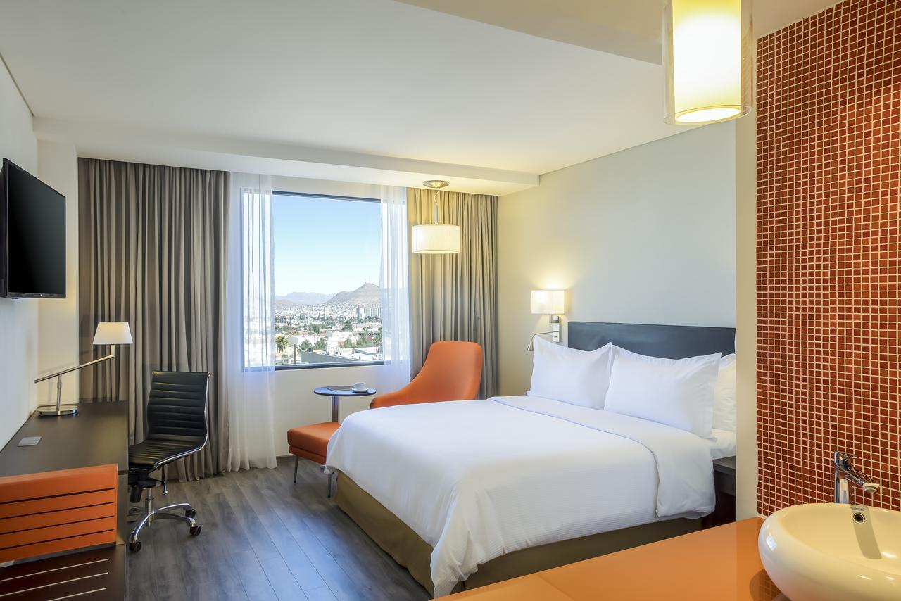 Fiesta Inn Chihuahua Fashion Mall Buitenkant foto